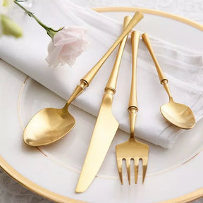 Talheres Dourados oval  em Aço Inoxidável